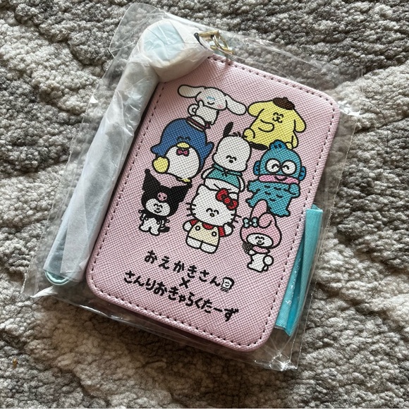 BNIB Japan Sanrio x Oekaki-San Series Pass Card Holder With Retractable reel - Picture 8 of 9